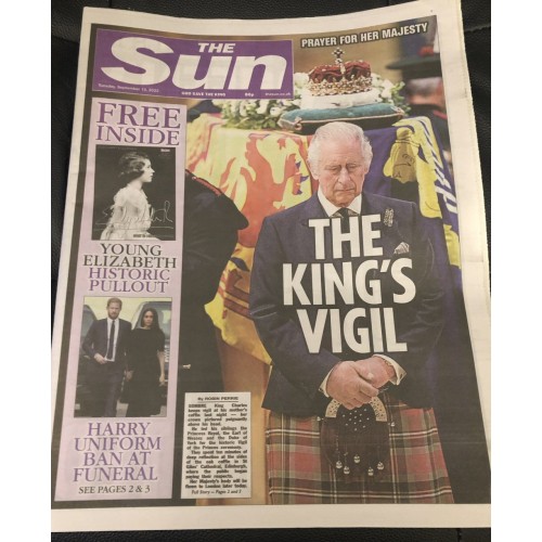 THE SUN NEWSPAPER 13TH SEPTEMBER 2022 -  THE KINGS VIGIL - THE QUEEN