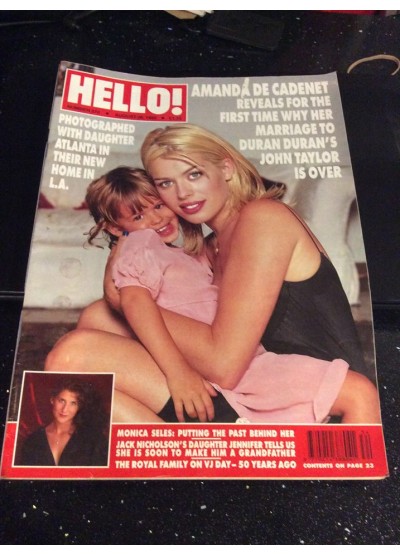 Hello Magazine 0370
