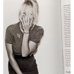 Elle Magazine UK September 2009 Lindsay Lohan