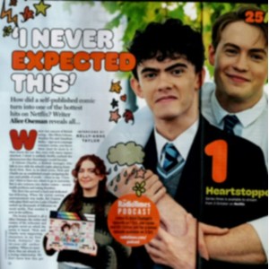 Radio Times 5th October 2024 Heartstopper Kit Connor Joe Locke Sarah Parish Ella Purnell