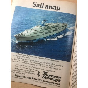 Sunday Times Magazine 31st August 1975 Coral Fashion Audi Emma Tennant Royal Navy John Nash