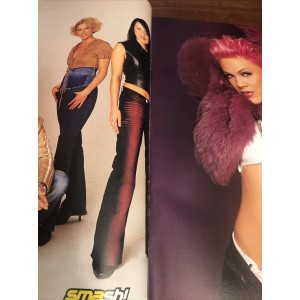 Smash Hits Magazine - 2001 02/05/01
