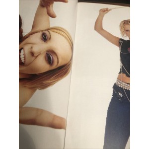 Smash Hits Magazine 15th November 2000 
