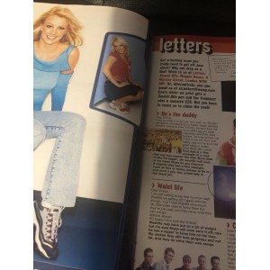 Smash Hits Magazine 19th December 2001