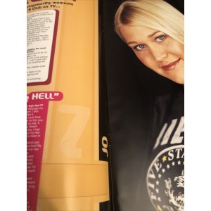 Smash Hits S Club 7 Essential (16 Pages)