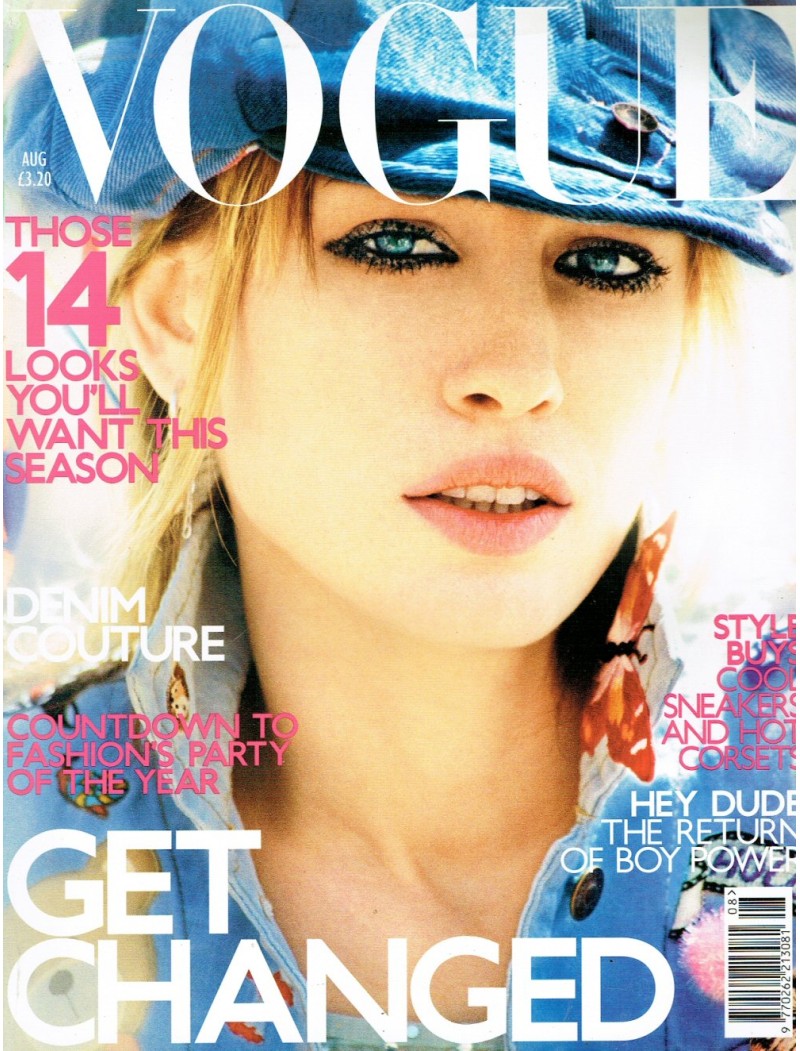 Vogue Fashion Magazine - 2001 08/01 August